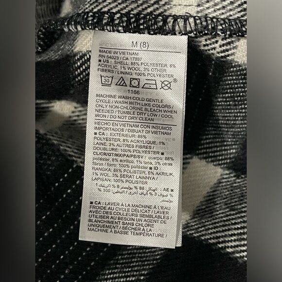 Old Navy plaid shirt - Picture 9 of 9